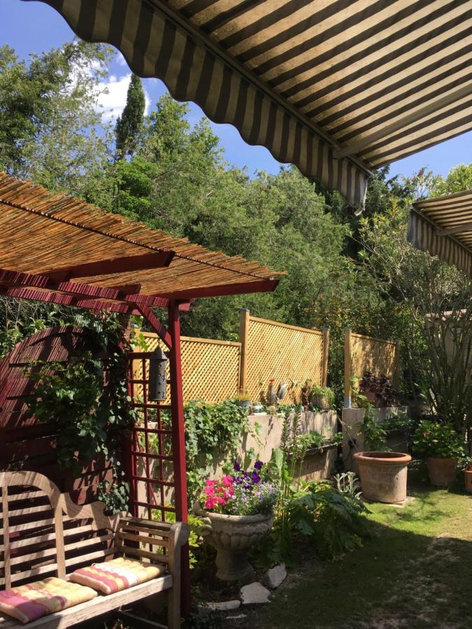 Le Clos Martin Eyragues Exterior foto